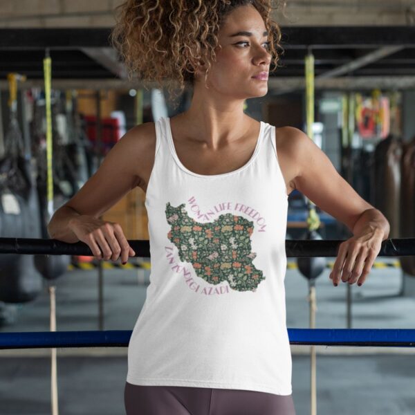 Zan Zendegi Azadi _ Persian Gift Pink Unisex Tank