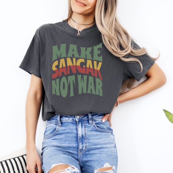 Make Sangak Not War | Persian Pebble Bread Cozy Unisex T-Shirt
