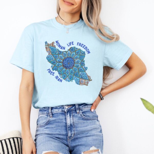 Woman Life Freedom Artwork | Persian Minakari Blue Cute T-Shirt