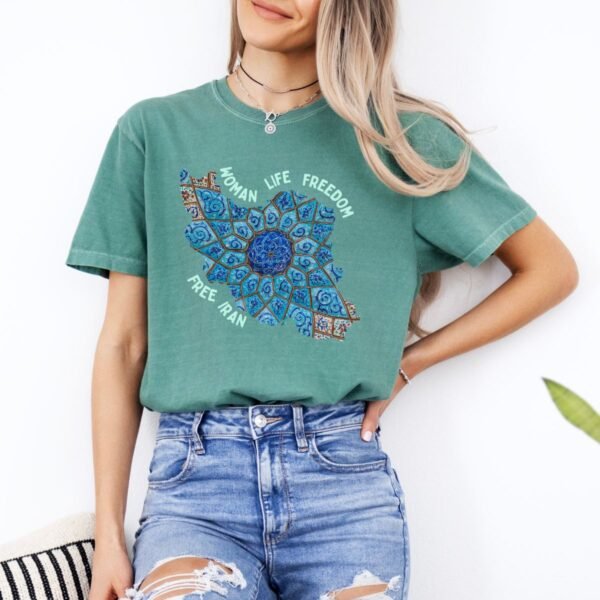 Woman Life Freedom Artwork | Persian Minakari Green Retro T-Shirt