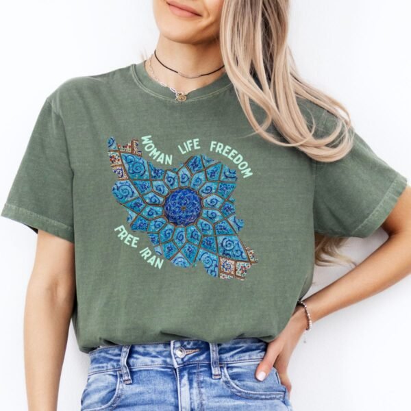 Woman Life Freedom Artwork | Persian Minakari Green Chic T-Shirt